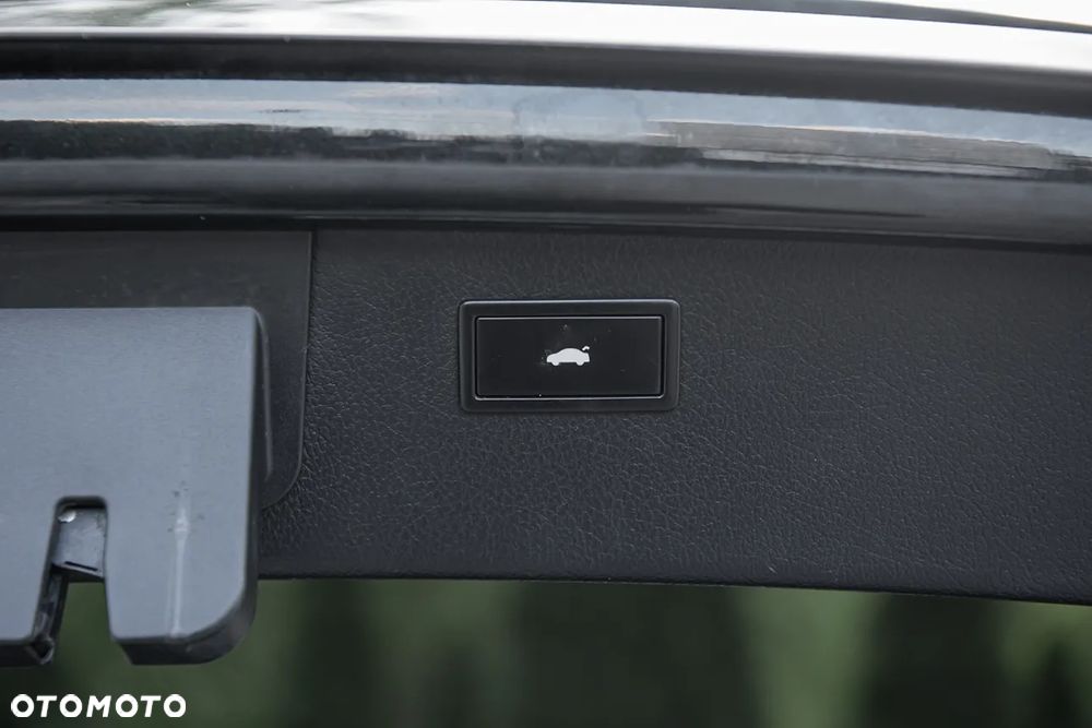 Audi RS6 ver-5-0-tfsi-quattro-tiptr - 37