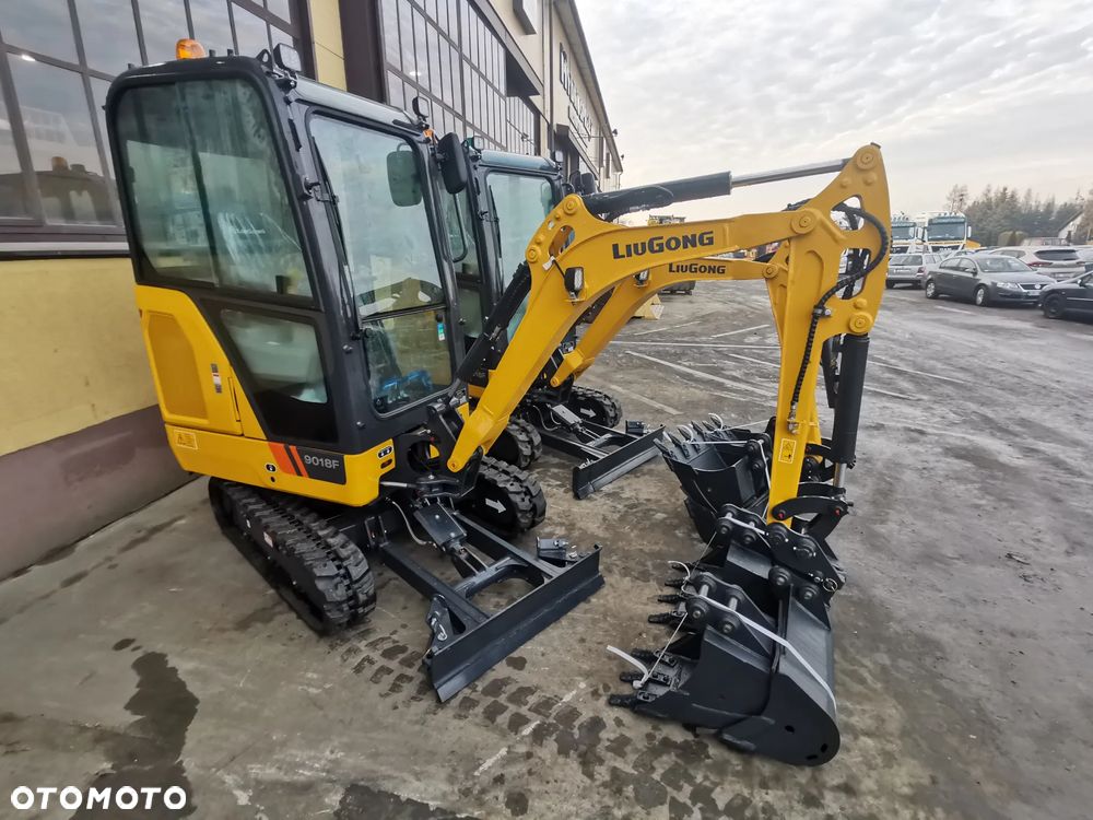 Liu Gong 9018F - 9