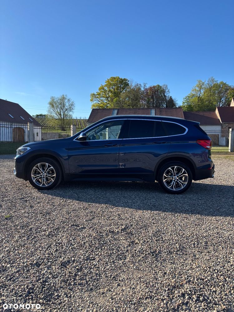 BMW X1 sDrive16d - 9