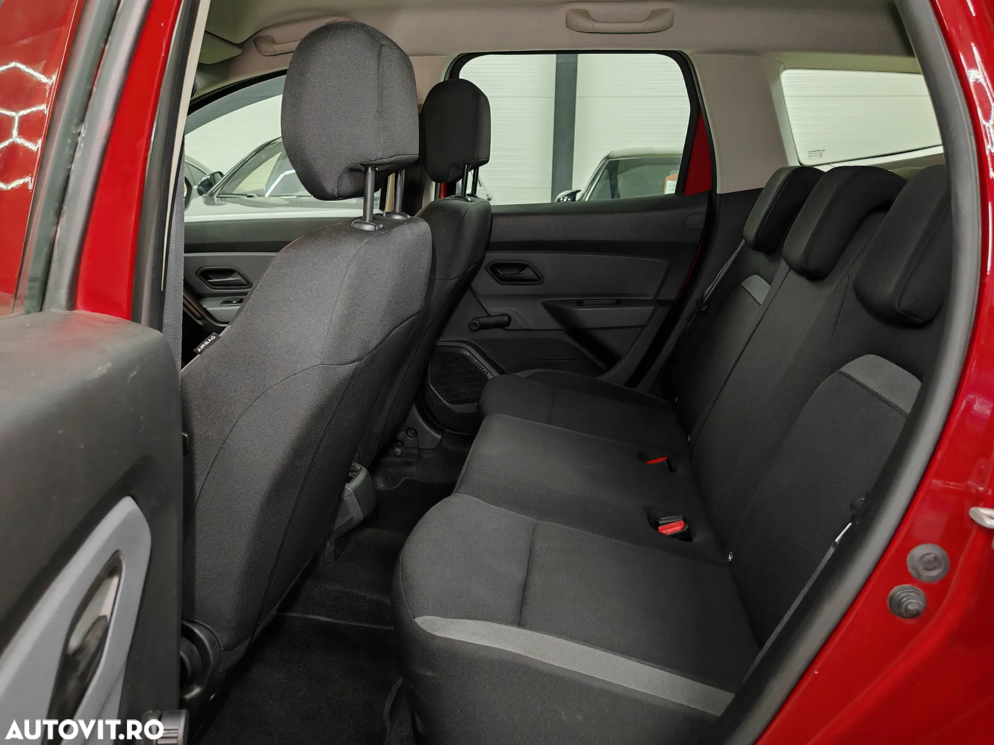 Dacia Duster TCe 100 2WD Essential - 14