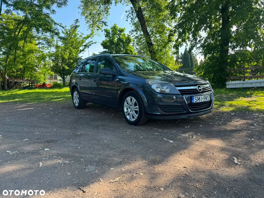 Opel Astra 1.9 CDTI Cosmo - 2