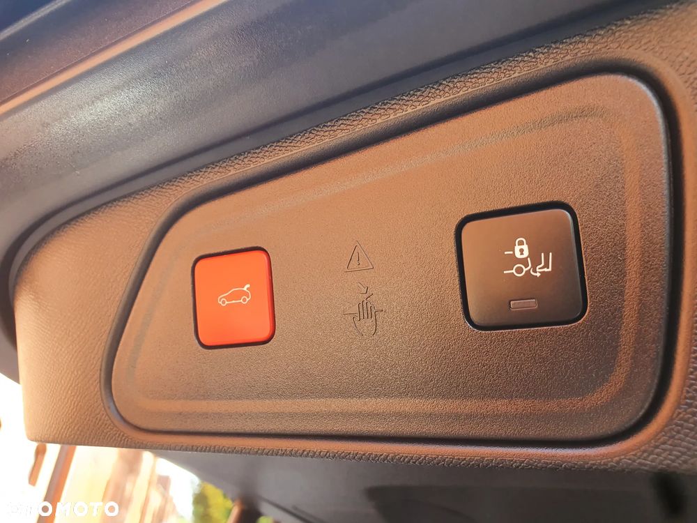 Peugeot 3008 1.6 PureTech Hybrid PHEV Active Pack S&S EAT8 - 26