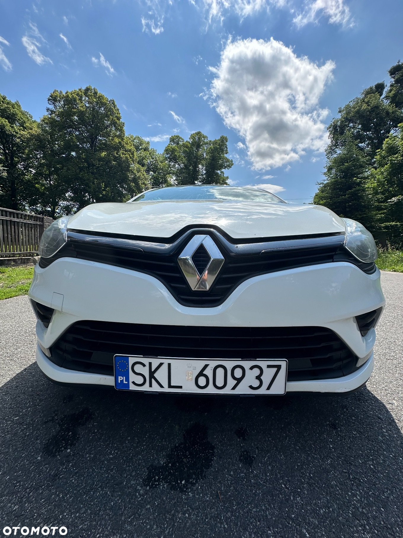 Renault CLIO - 2