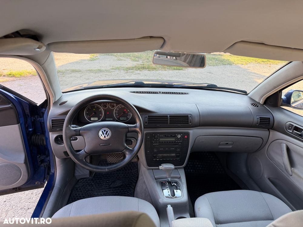 Volkswagen Passat - 7
