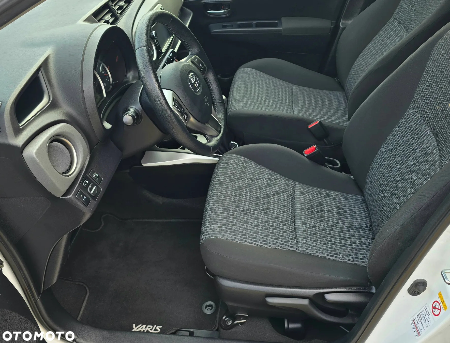 Toyota Yaris - 19