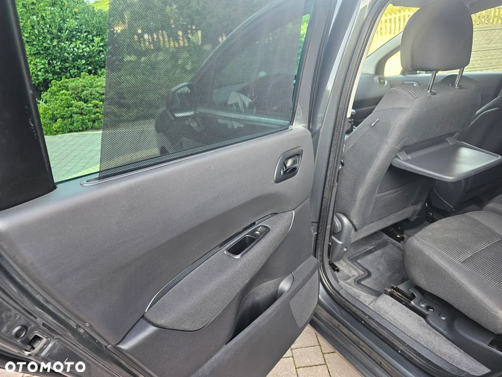 Peugeot 5008 - 15