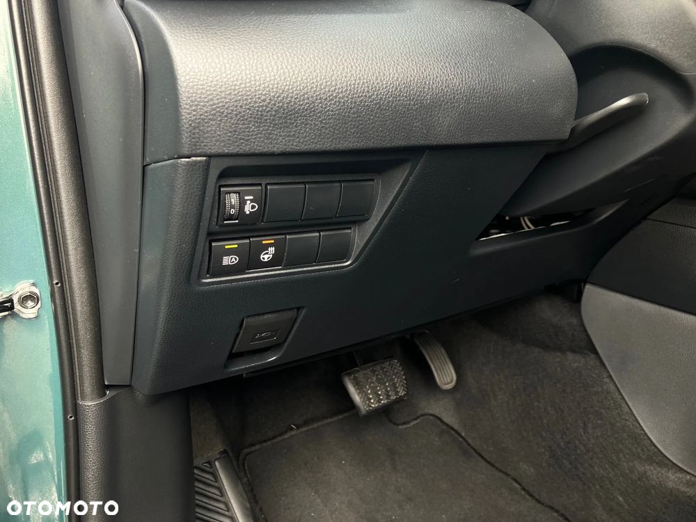 Toyota Yaris Hybrid 1.5 Style - 32