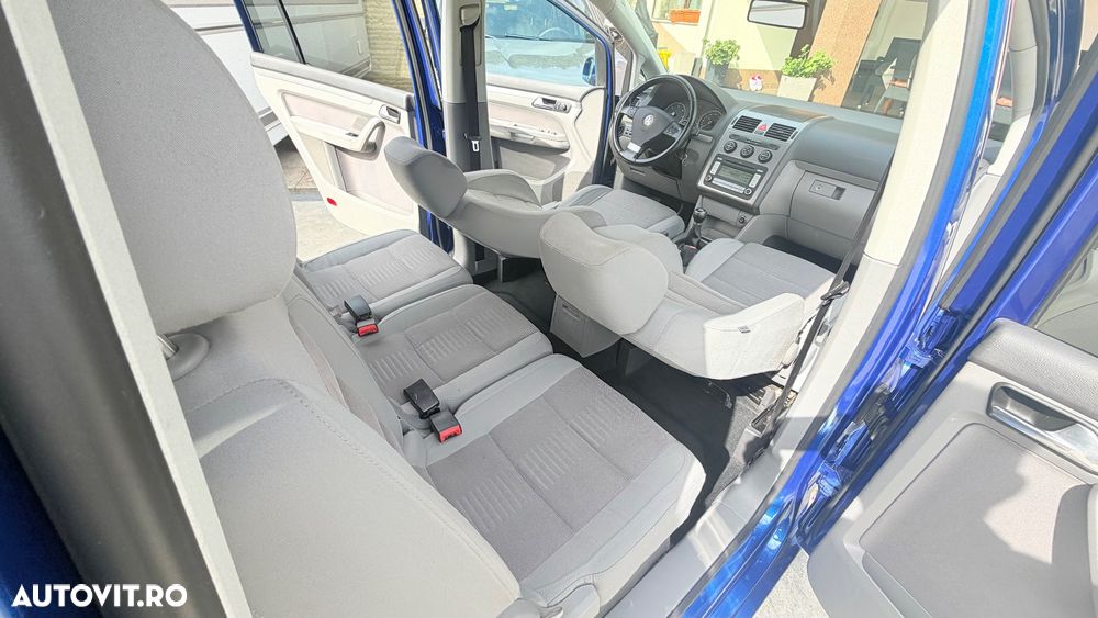 Volkswagen Touran 1.9 TDI Highline - 8