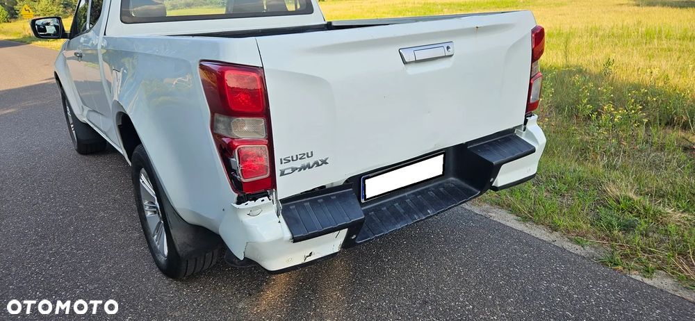 Isuzu D-Max - 11