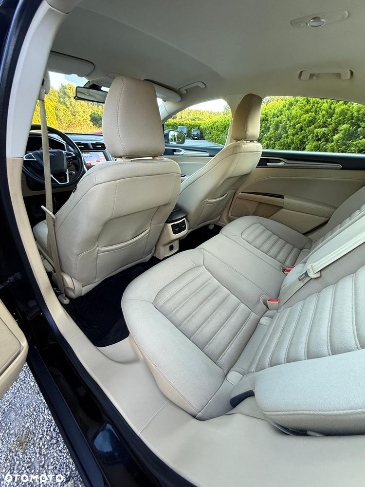 Ford Mondeo 1.5 EcoBoost Gold X (Trend) - 22