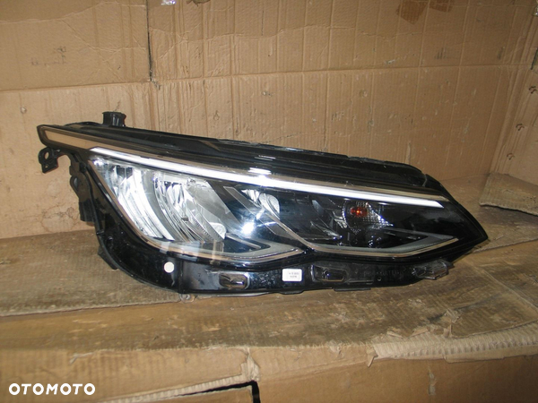 lampa przod led vw golf 8 VIII 19-23r. 5H1941006C europa