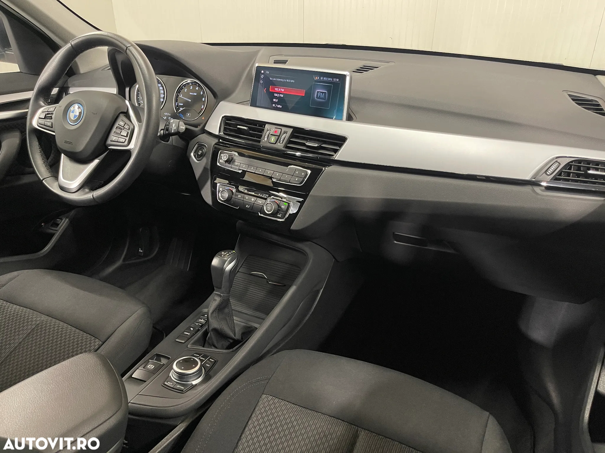 BMW X1 xDrive25e AT PHEV - 8