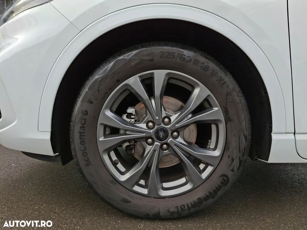 Ford Kuga 1.5 EcoBoost FWD ST Line - 28