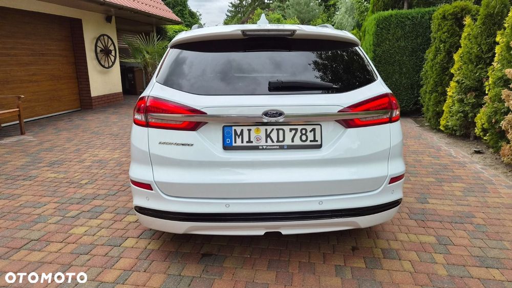 Ford Mondeo - 8