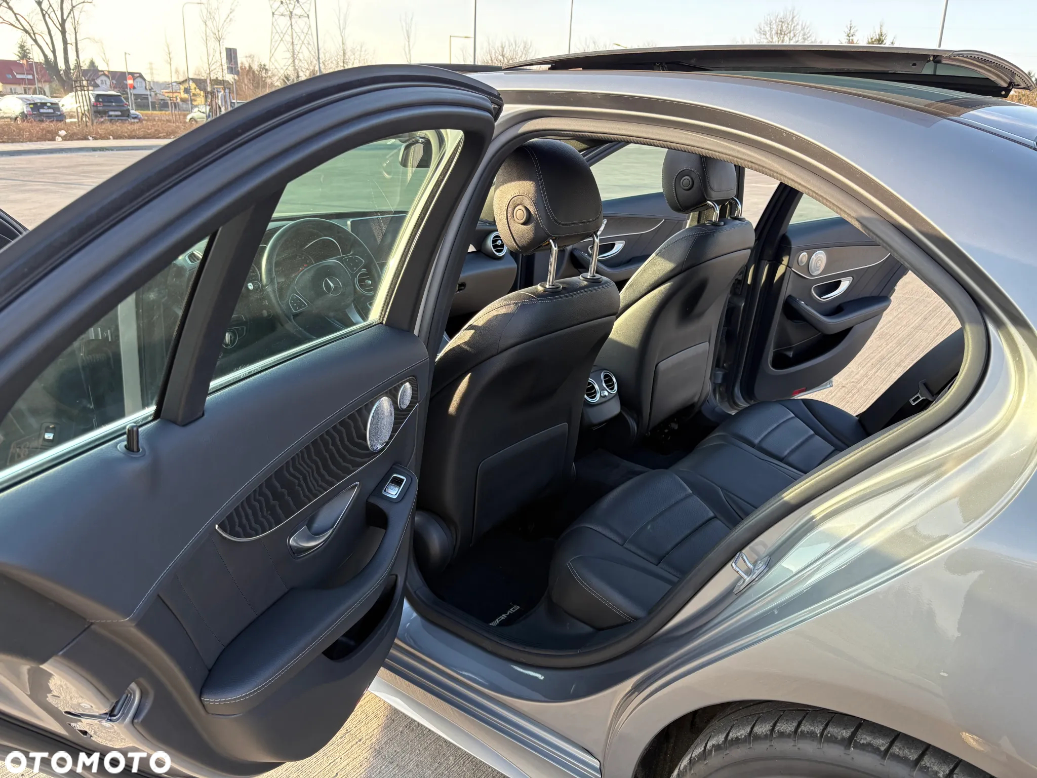 Mercedes-Benz Klasa C 300 7G-TRONIC - 8