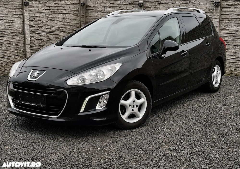Peugeot 308 - 1