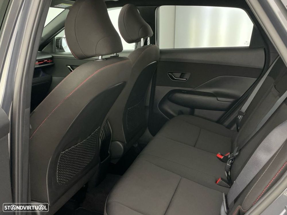Hyundai Kauai 1.6 GDi HEV Premium - 12
