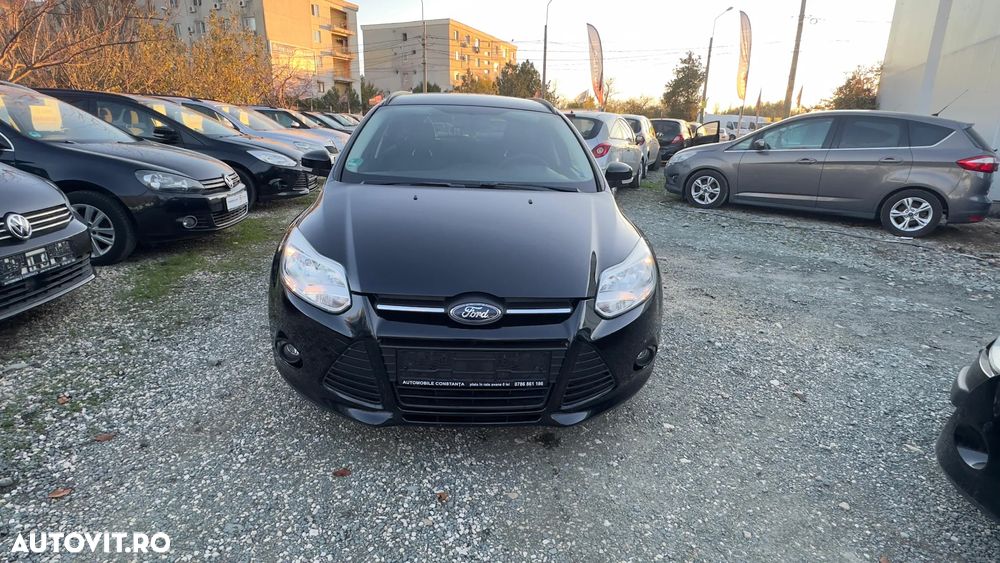Ford Focus - 12