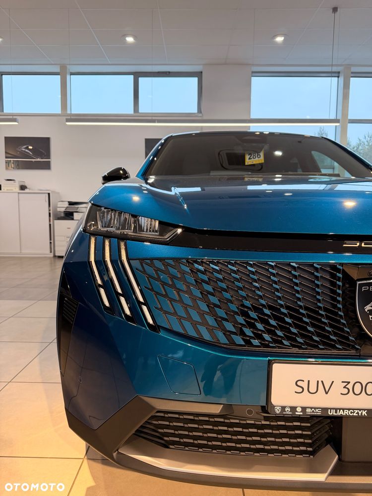 Peugeot 3008 1.2 PureTech mHEV Allure e-DCS6 - 8