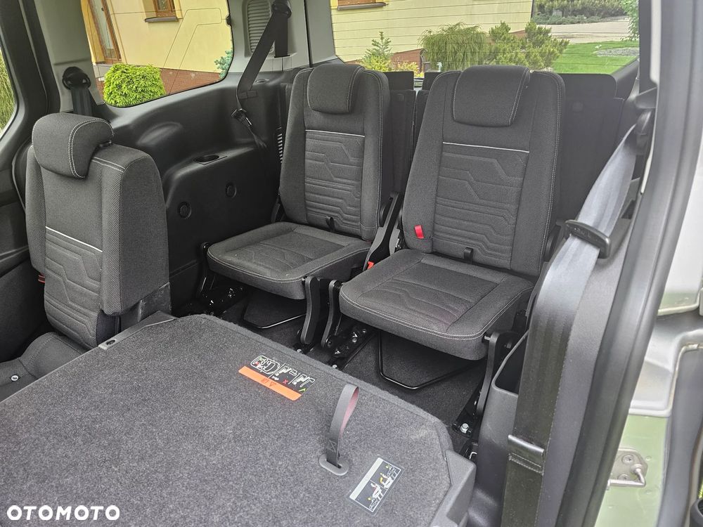 Ford Tourneo Connect Grand - 8