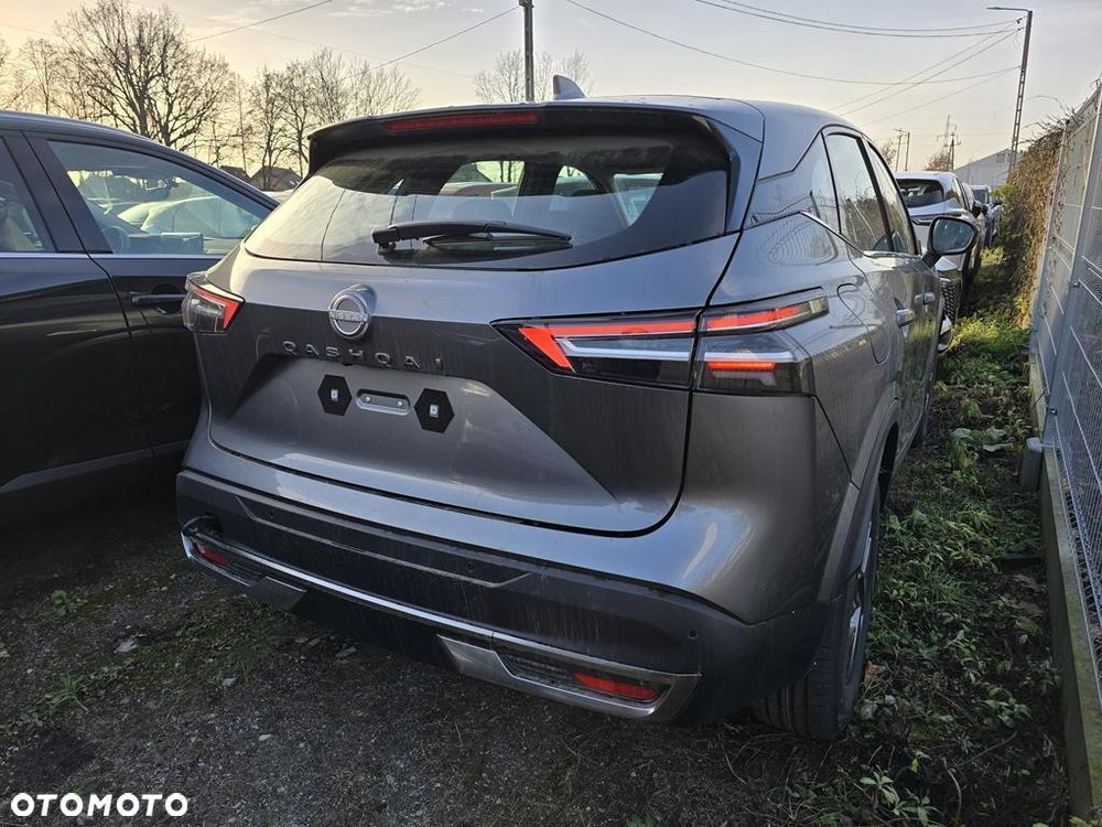 Nissan Qashqai 1.3 DIG-T MHEV N-Connecta Xtronic - 3