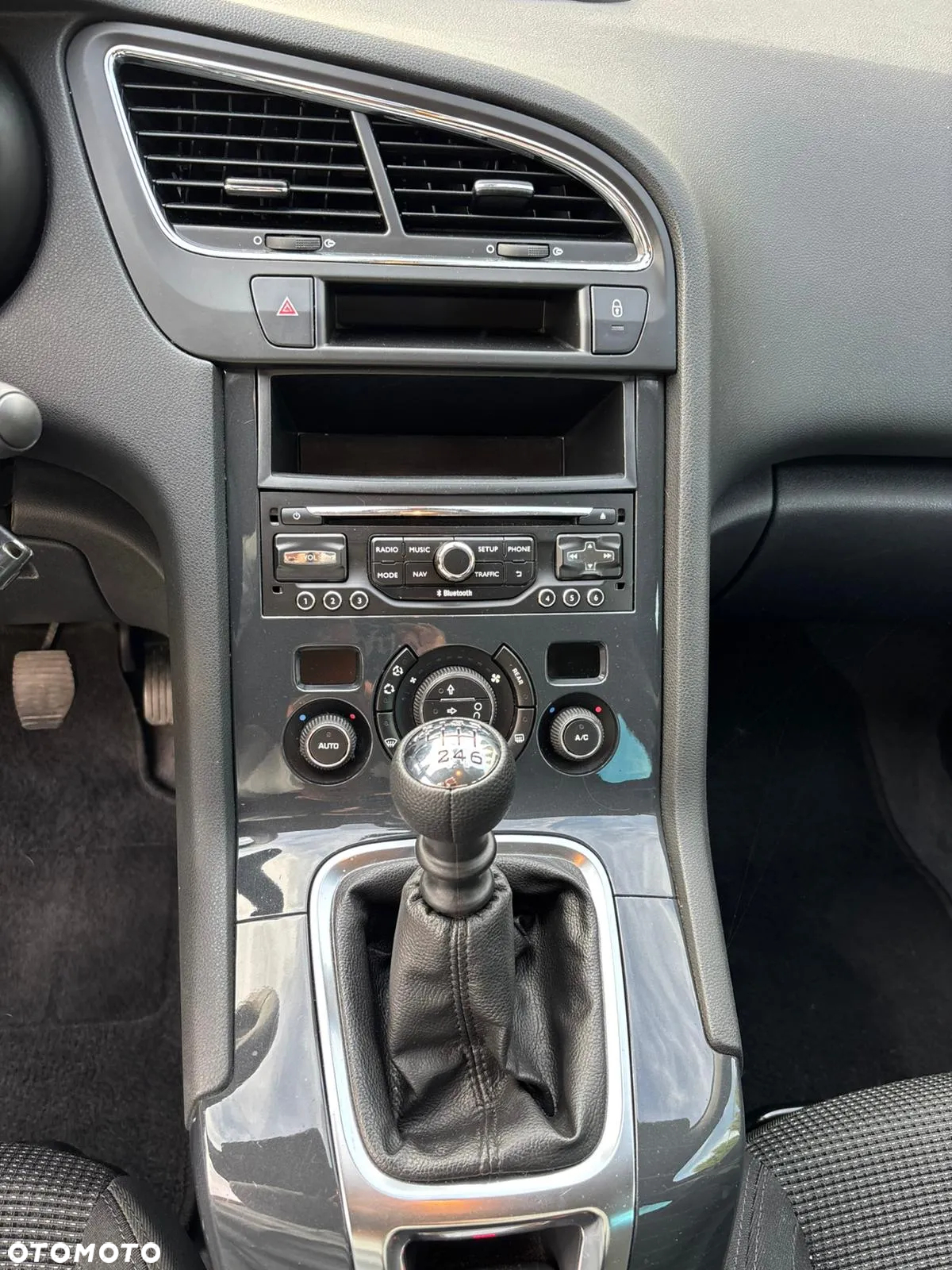 Peugeot 5008 1.6 HDi Style 7os - 18
