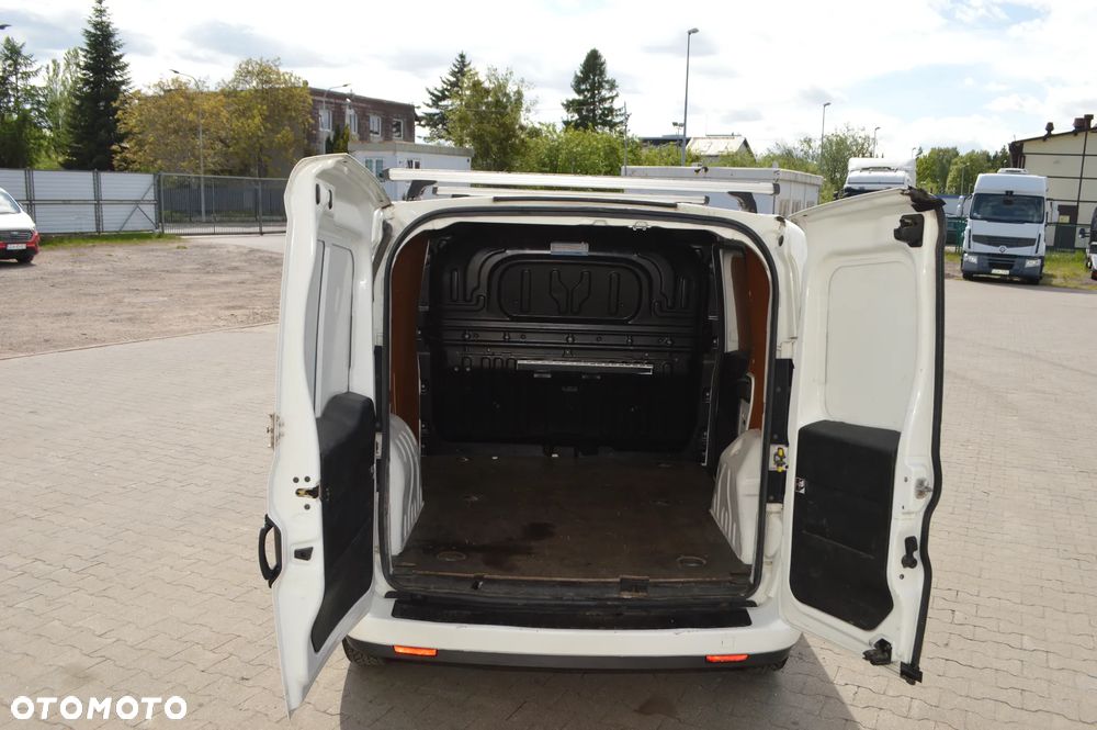 Fiat Doblo - 11