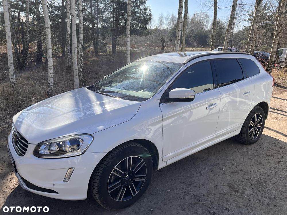 Volvo XC 60 D4 Geartronic Momentum - 11