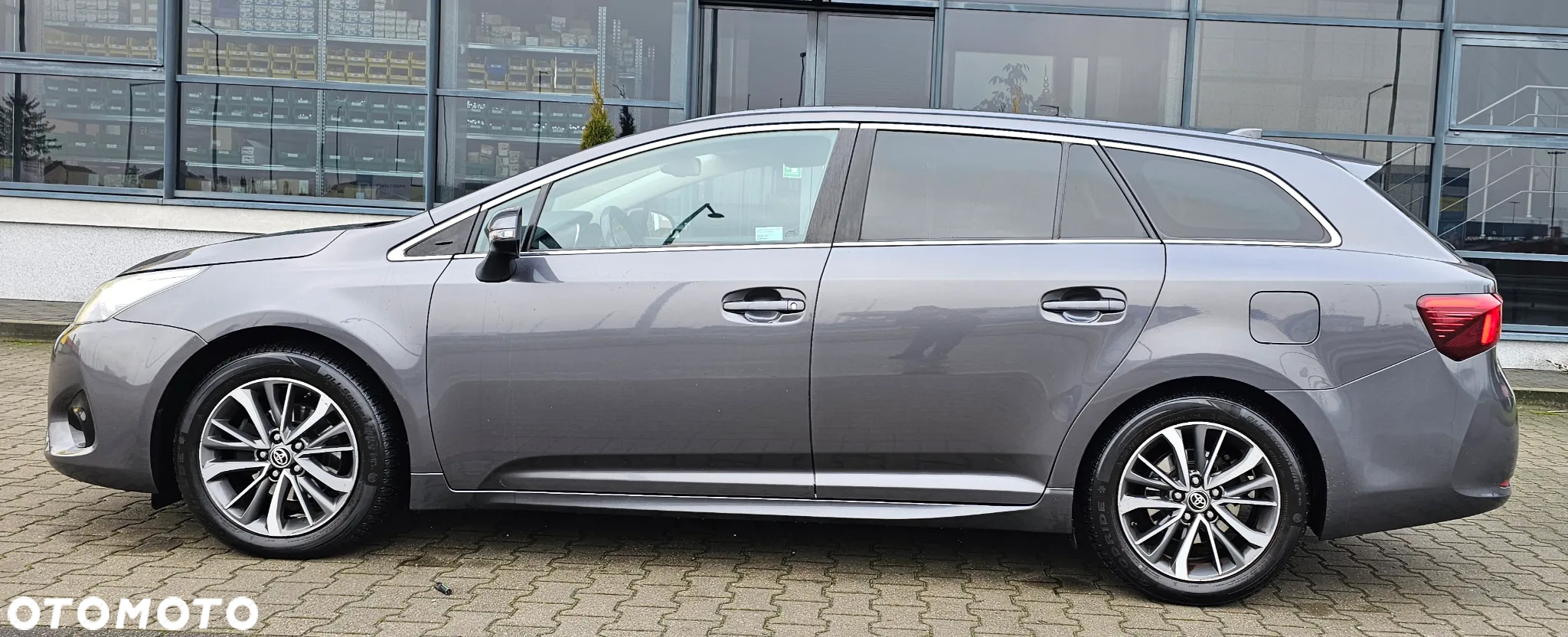 Toyota Avensis 1.8 Business Edition MS - 8