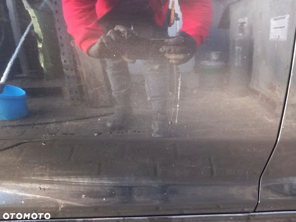 KIA CEED DRZWI PRAWE TYLNE PRAWY TYŁ HB KOLOR: 1K - 4