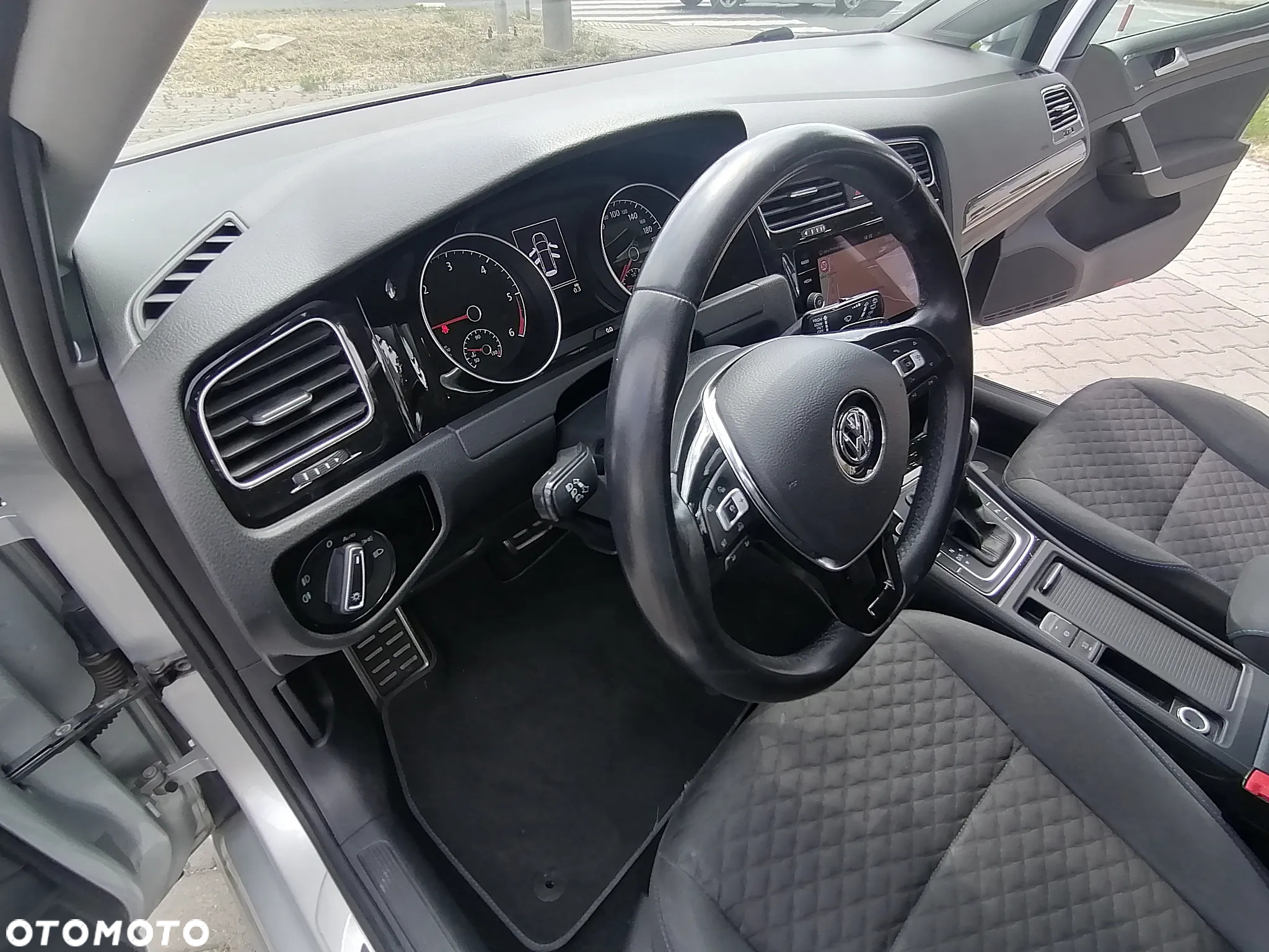 Volkswagen Golf Variant 2.0 TDI SCR DSG Join - 17