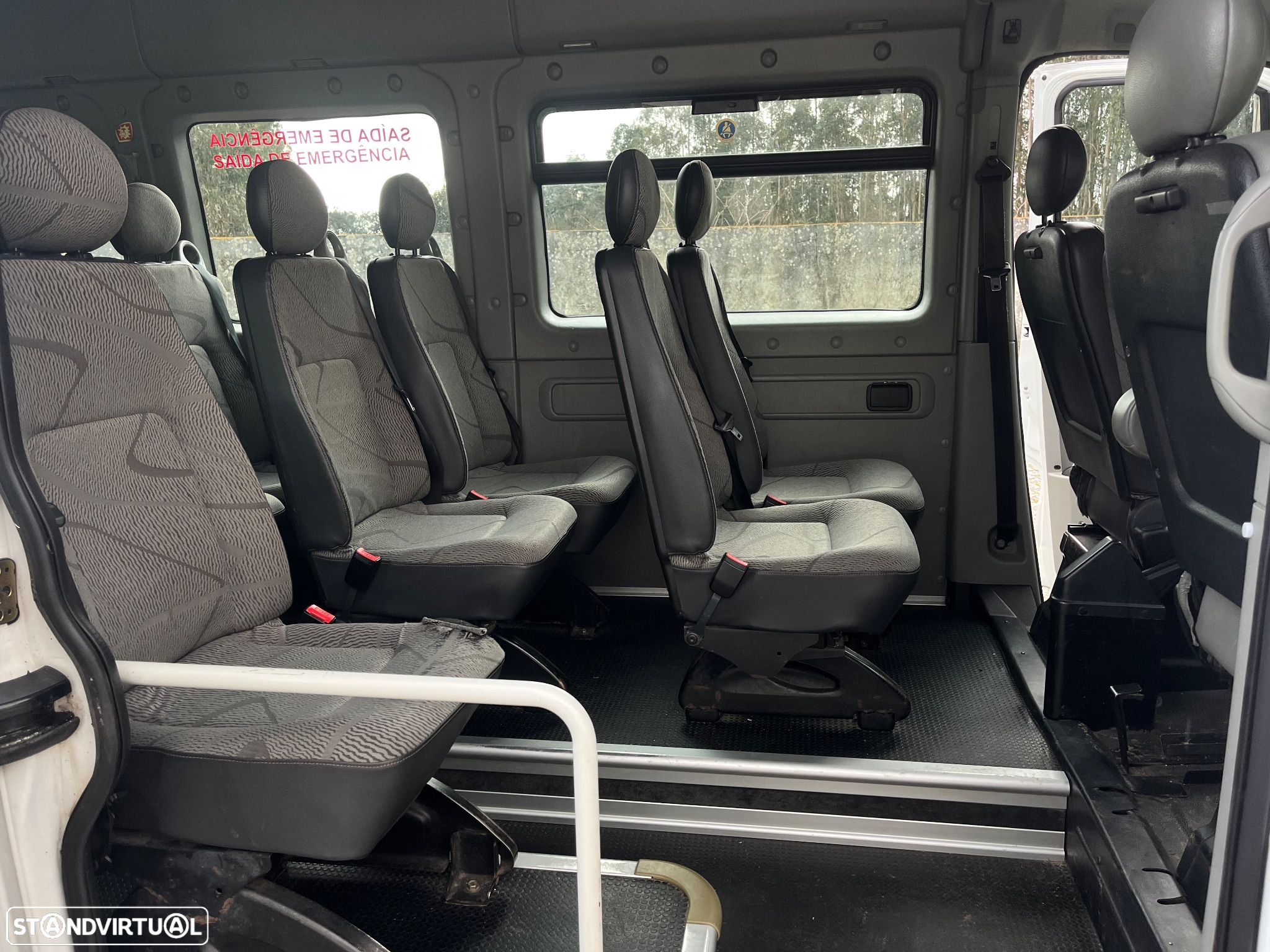Renault Master 2.5 DCI 16 Lugares- Minibus - 8