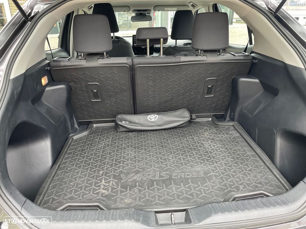 Toyota Yaris Cross 1.5 HDF Comfort Plus - 10