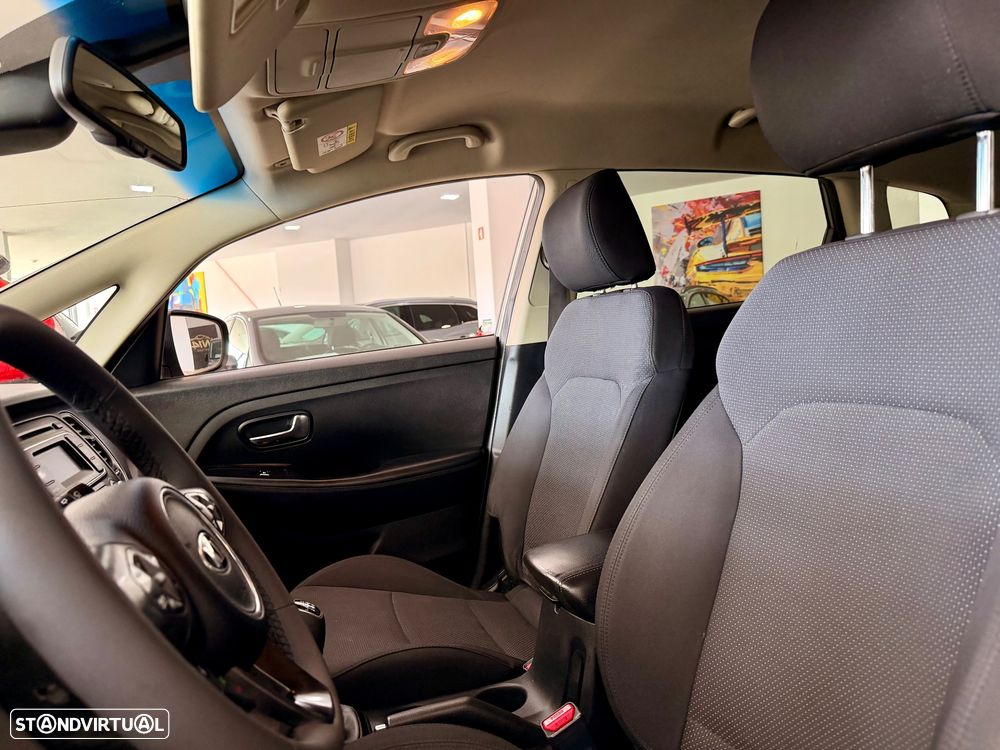 Kia Carens 1.7 CRDi ISG TX - 14
