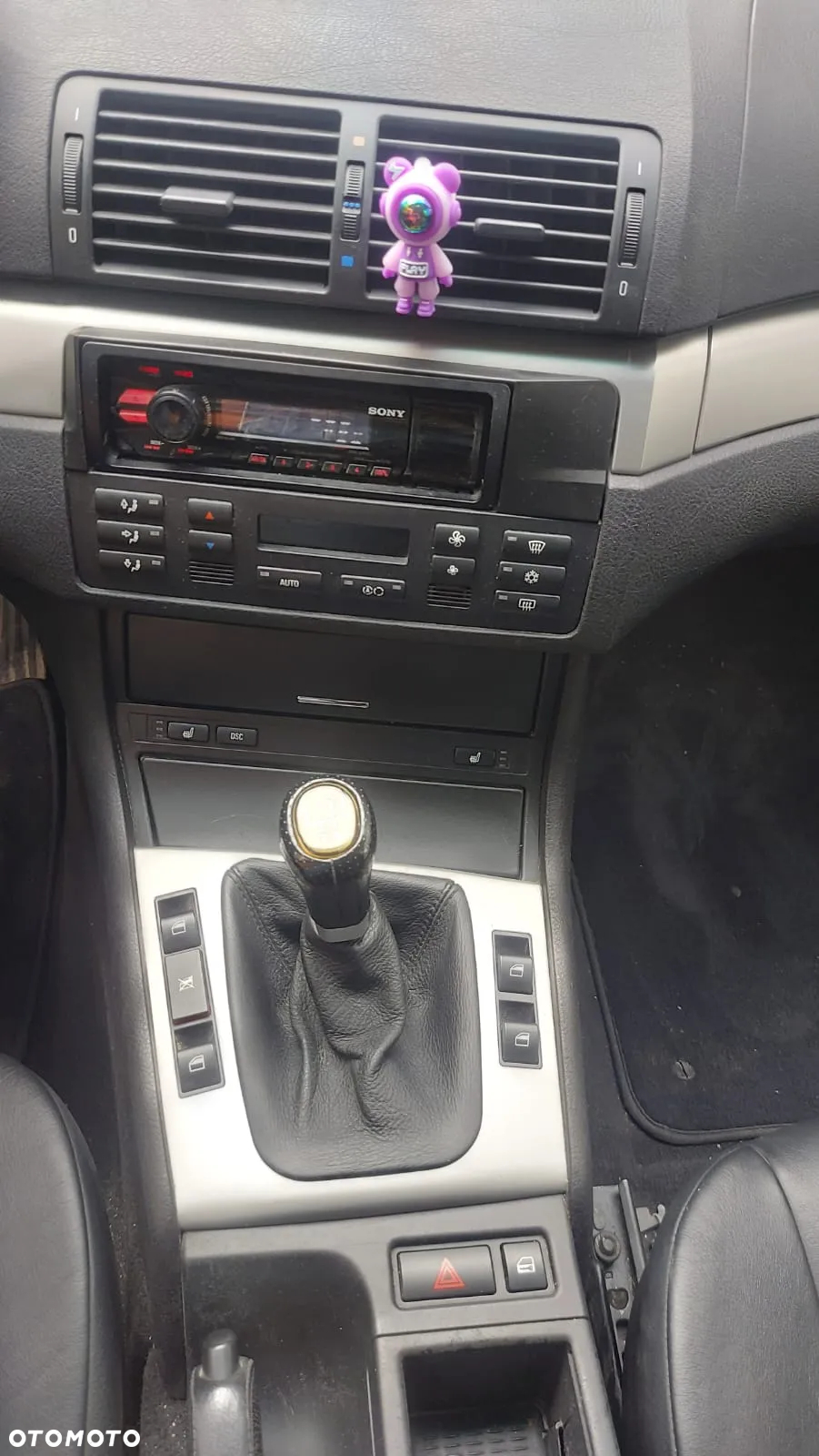 BMW Seria 3 320i Touring - 26