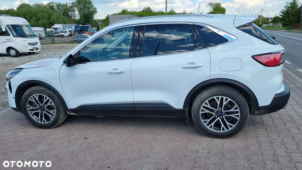 Ford Kuga - 2