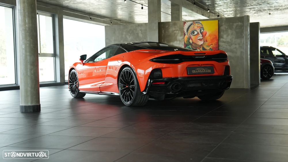 McLaren GT 4.0 Twin-Turbo V8 - 5
