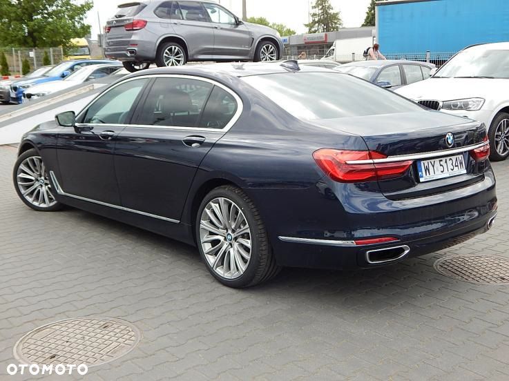 BMW Seria 7 750Li xDrive - 4