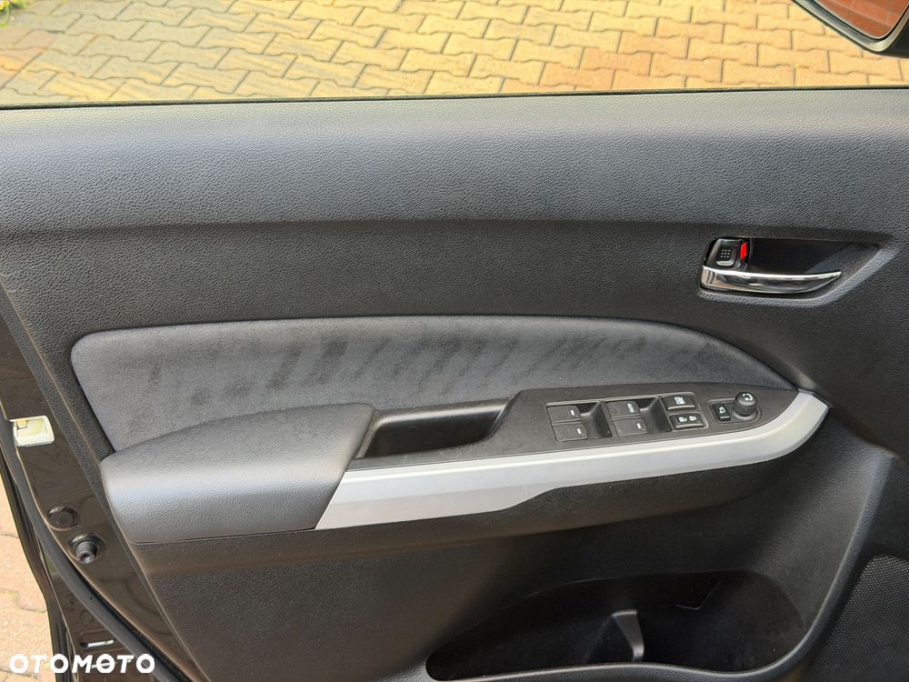 Suzuki Vitara 1.4 Boosterjet Allgrip Comfort - 35