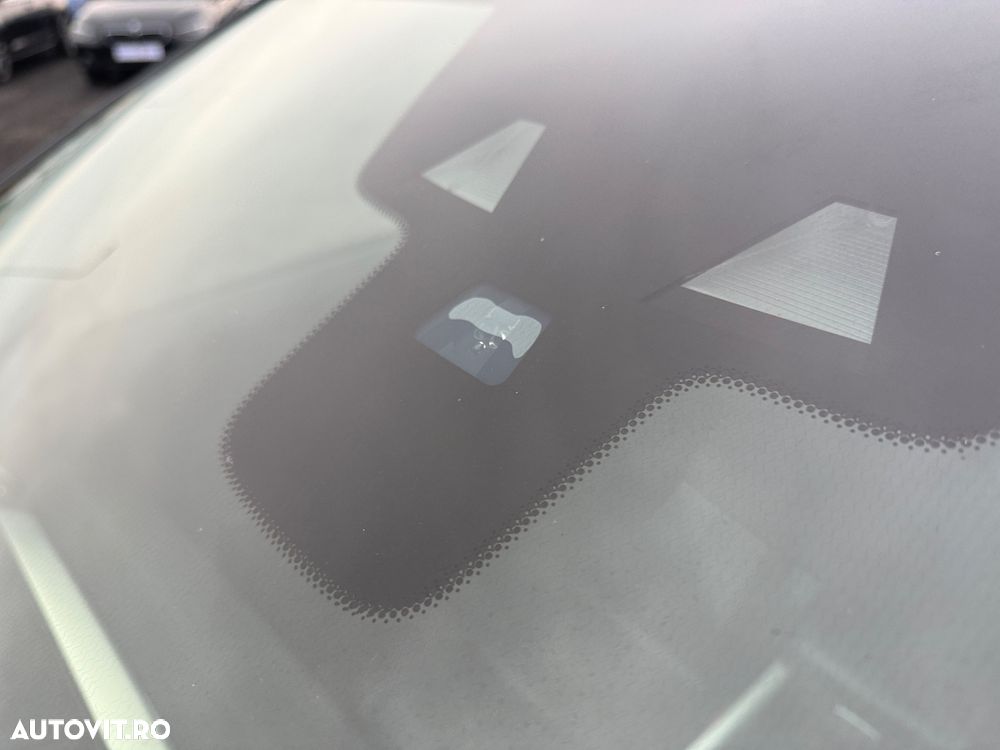 Land Rover Range Rover Evoque - 16