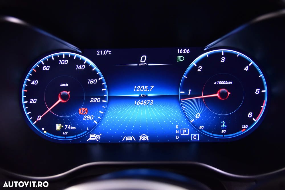 Mercedes-Benz GLC 220 d 4MATIC - 10
