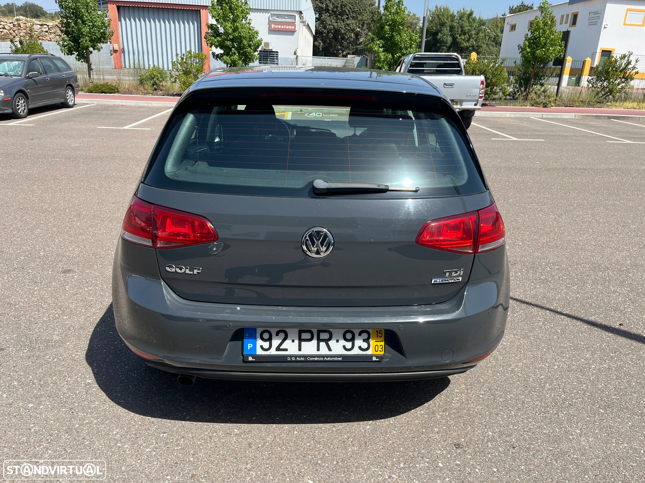 VW Golf 1.6 TDi BlueMotion Confortline - 4