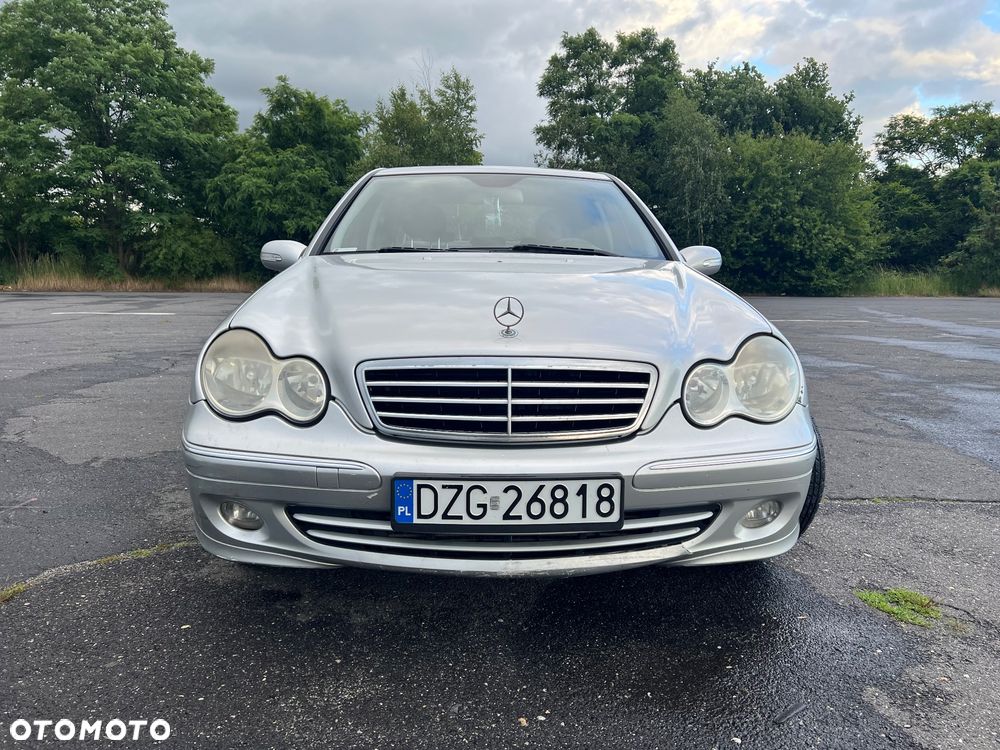 Mercedes-Benz Klasa C 180 T Kompressor Classic - 3