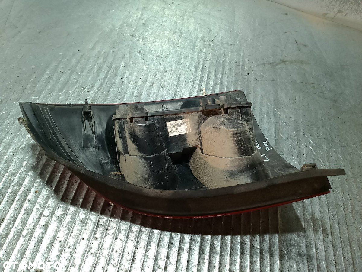 LAMPA TYLNA LEWA NISSAN PRIMERA P12 ( 03-07 ) 1.9 DCI KOMBI 26555AU40A - 4