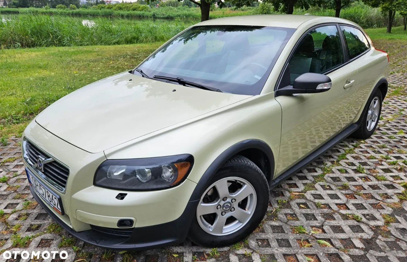 Volvo C30 1.8 Momentum - 1