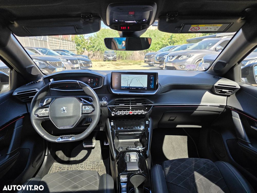 Peugeot 208 PureTech 130 EAT8 GT - 21
