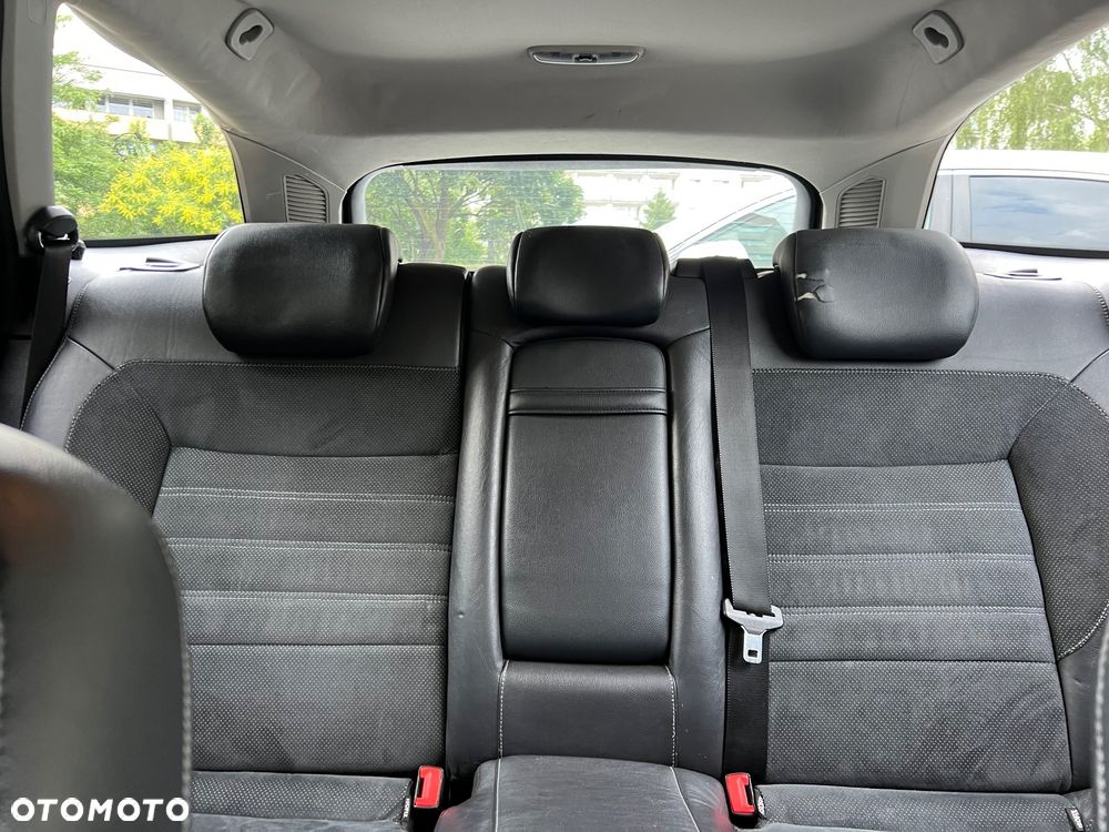 Ford Mondeo 2.0 TDCi Titanium X - 14