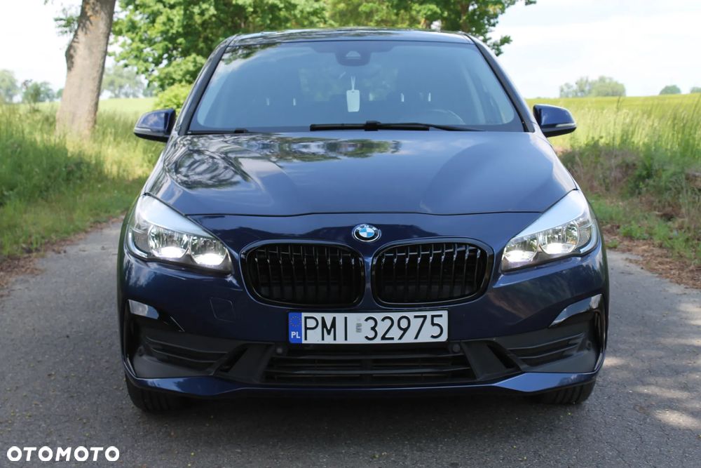 BMW Seria 2 216d - 14