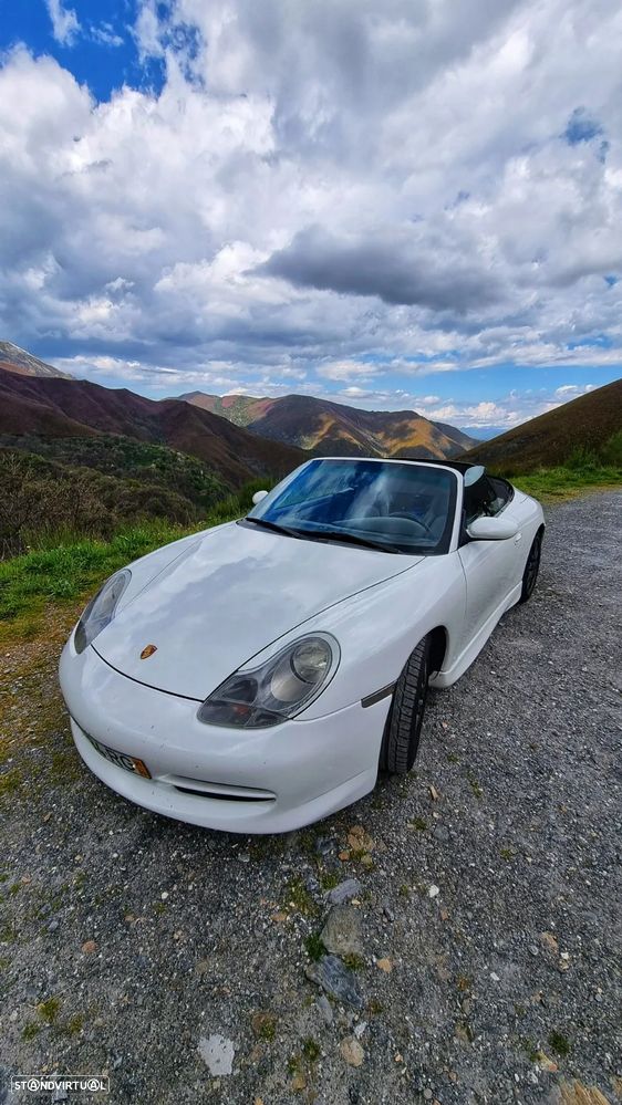 Porsche 911 Série F - 6