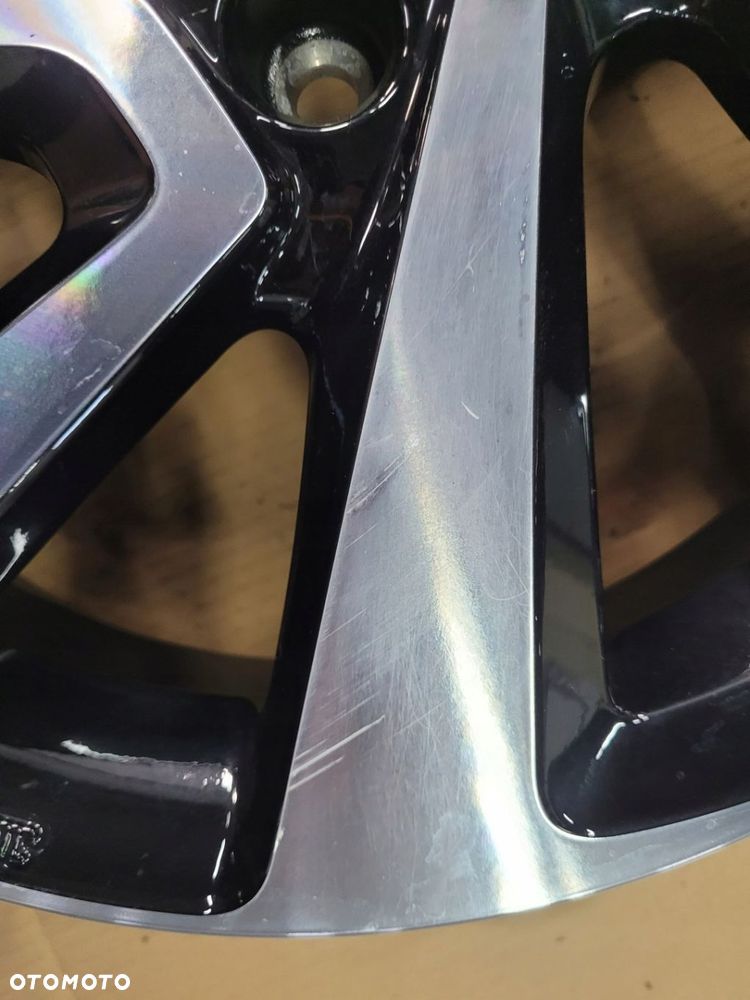 FELGA ALUMINIOWA TOYOTA AYGO X 5x17 ET40 4x100 CMS1210-8 - 6